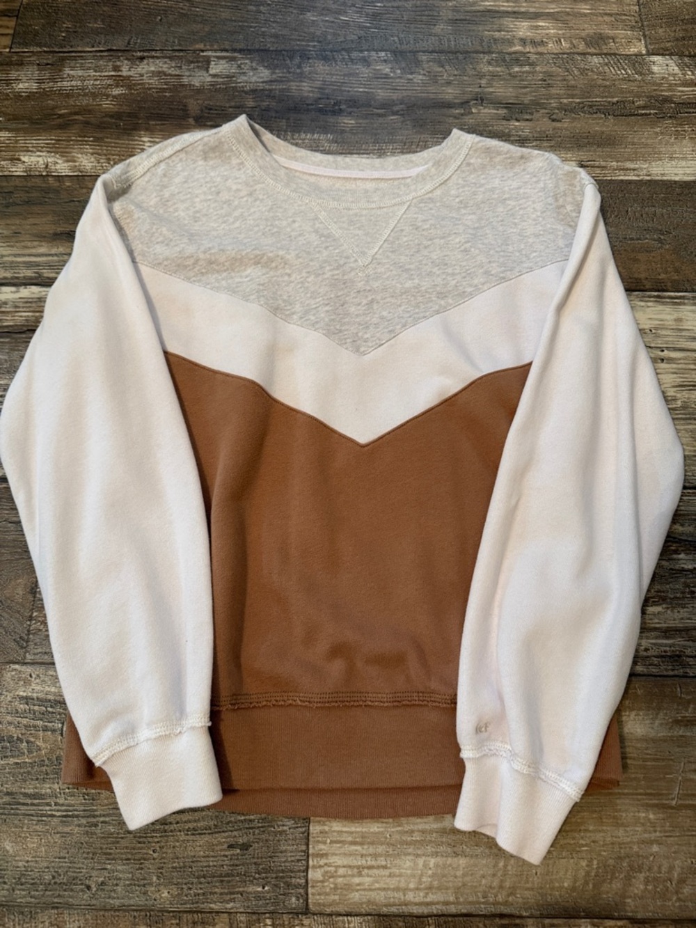 Abercrombie & Fitch Cream Fleece Pullover